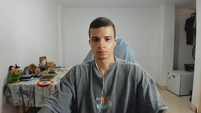 Snapshot of Balo_lovers chatting on 01.30.25 Balo lovers online show from 01.30.25