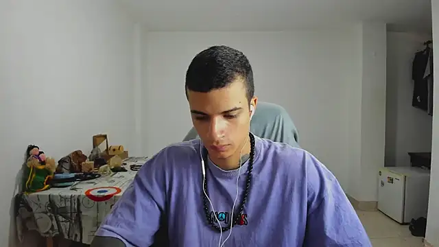 Snapshot of Balo_lovers chatting on 02.05.25 Balo lovers online show from 02.05.25