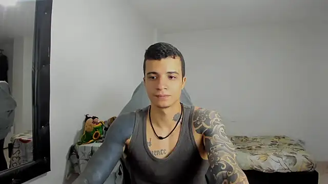 Snapshot of Balo_lovers chatting on 02.14.25 Balo lovers online show from 02.14.25