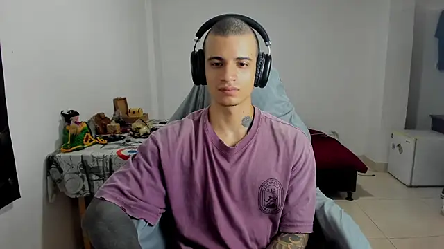 Snapshot of Balo_lovers chatting on 03.10.25 Balo lovers online show from 03.10.25