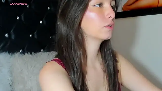 diana queen  online show from 03.14.25