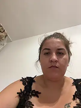 yzabell18 online show from 09.26.25