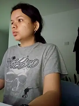 azumiichan online show from 12.28.24