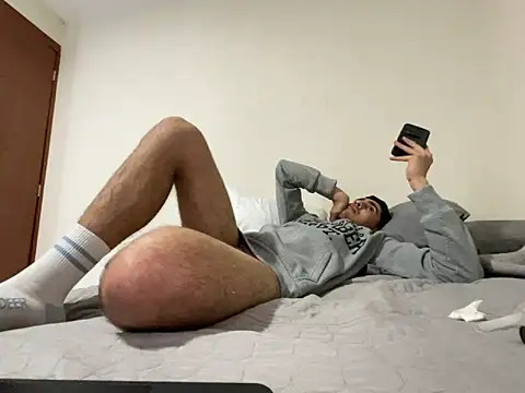 femboyxx69 online show from 04.18.26