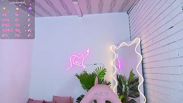 Chiara tay online show from 03.13.25