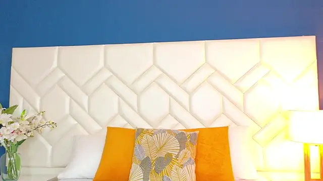 RubyRossel online show from 11.13.25