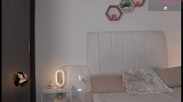 Snapshot of Madison_evans1 chatting on 02.06.26 Madison evans1 online show from 02.06.26