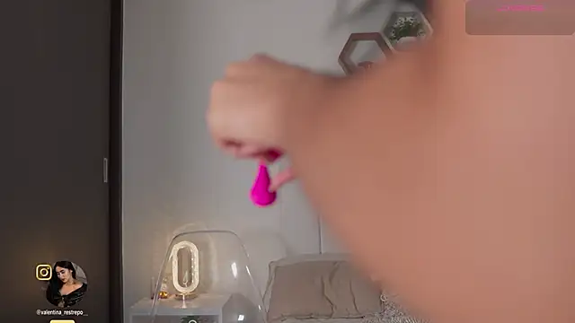 Snapshot of Madison_evans1 chatting on 02.11.26 Madison evans1 online show from 02.11.26