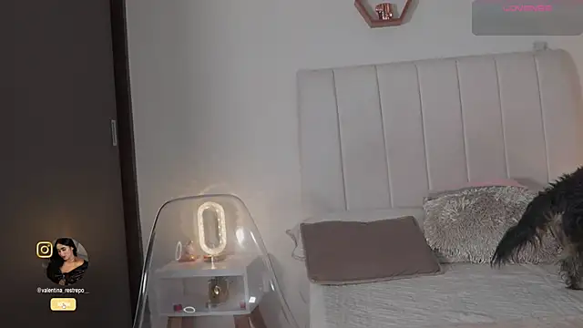 Snapshot of Madison_evans1 chatting on 02.14.26 Madison evans1 online show from 02.14.26