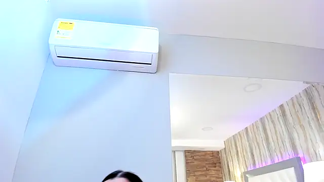 SophiaLaurens online show from 02.08.25