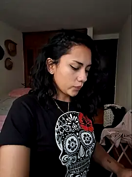 Thaliacooper  online show from 03.09.25