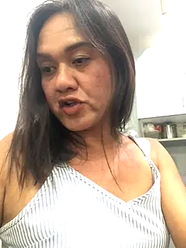 Snapshot of starfish05 chatting on 11.28.25 starfish05 online show from 11.28.25