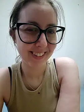 Snapshot of Sarah459 chatting on 05.03.26 Sarah459 online show from 05.03.26