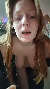 Snapshot of FENIX_ZLA chatting on 12.15.25 FENIX ZLA online show from 12.15.25