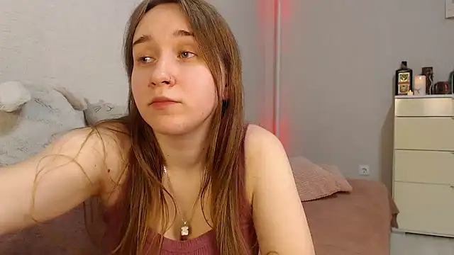 Snapshot of lovely_hayley chatting on 12.29.24 lovely hayley online show from 12.29.24