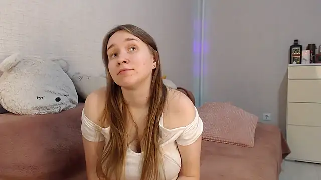 Snapshot of lovely_hayley chatting on 02.05.25 lovely hayley online show from 02.05.25