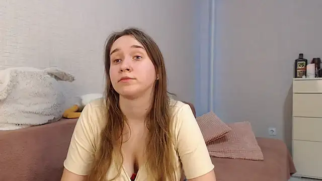 Snapshot of lovely_hayley chatting on 03.01.25 lovely hayley online show from 03.01.25