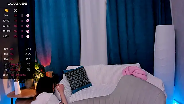 LanaBlu  online show from 03.02.26