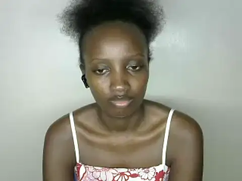 sweet-petite online show from 12.30.24