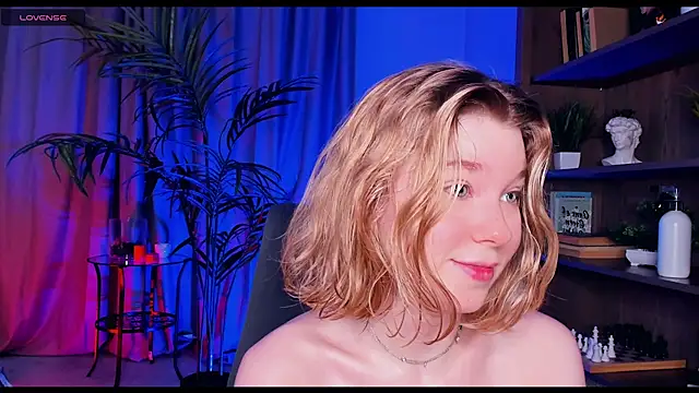 PollyHathor online show from 03.02.25