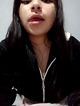 Anne and Mia online show from 12.27.24