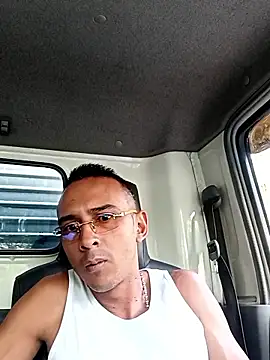 Snapshot of paisa233 chatting on 01.14.26 paisa233 online show from 01.14.26