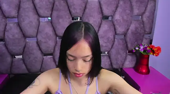 Sofia Mirandaa18 online show from 01.03.25