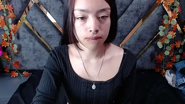 Sofia Mirandaa18 online show from 03.04.25