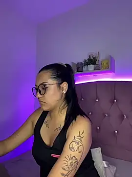 angellique 22 online show from 01.17.25