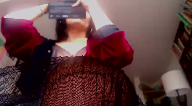 Snapshot of Zafiro_subversiva chatting on 01.29.25 Zafiro subversiva online show from 01.29.25