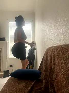 myloveforyouu online show from 10.23.25