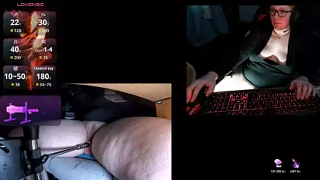 Snapshot of lili-hot-77 chatting on 03.01.26 lili-hot-77 online show from 03.01.26