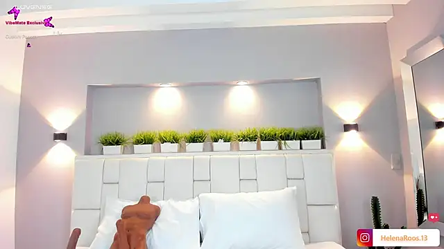 Snapshot of HelenaRoos chatting on 01.09.26 HelenaRoos online show from 01.09.26