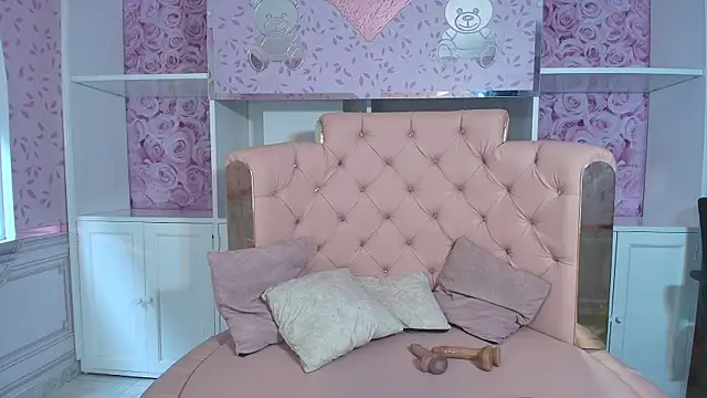 Snapshot of Bonnie__milf chatting on 03.11.25 Bonnie milf online show from 03.11.25