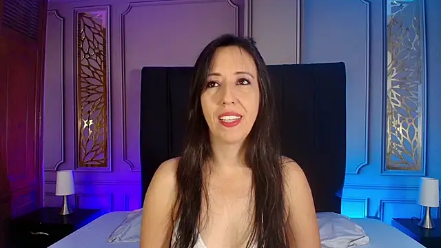 Snapshot of Bonnie__milf chatting on 09.15.25 Bonnie milf online show from 09.15.25