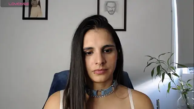 Snapshot of alma_violeta chatting on 01.17.25 alma violeta online show from 01.17.25