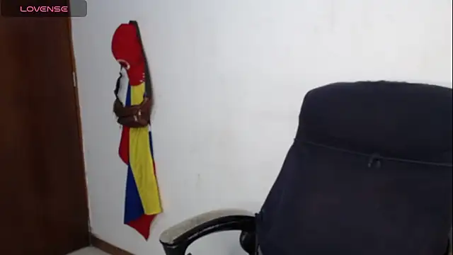 Snapshot of alma_violeta chatting on 09.09.25 alma violeta online show from 09.09.25