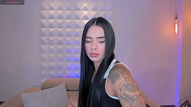 MariaHerrera  online show from 10.19.25