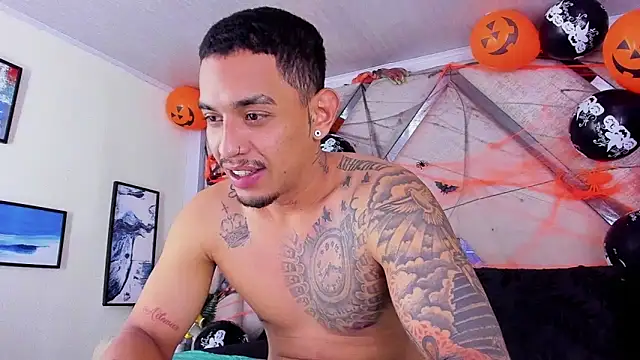 Snapshot of Damian09_ chatting on 11.03.25 Damian09 online show from 11.03.25