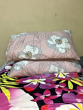 Snapshot of HornyxLadie chatting on 03.06.25 HornyxLadie online show from 03.06.25