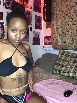 naughtybitches5 online show from 02.14.25