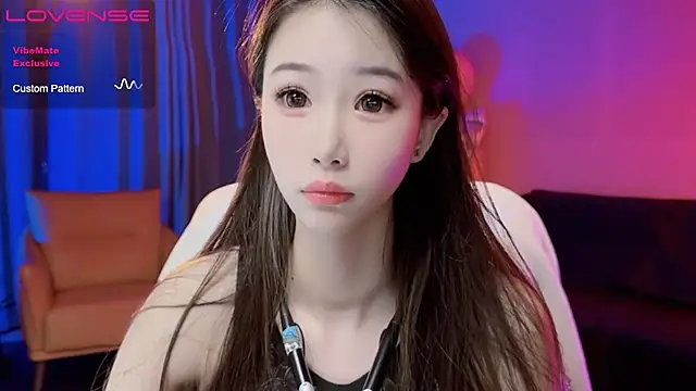 Snapshot of JoooJo_ chatting on 12.29.24 JoooJo online show from 12.29.24