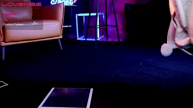 Snapshot of JoooJo_ chatting on 01.17.25 JoooJo online show from 01.17.25