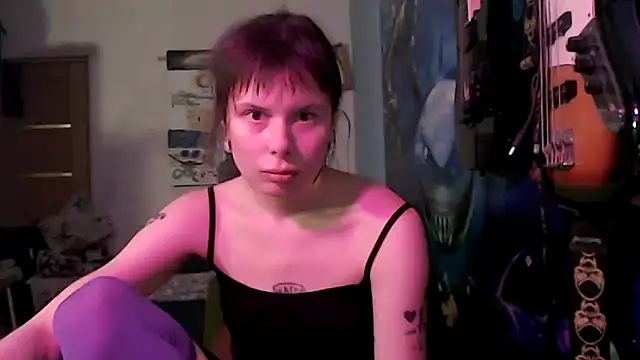 Vienaxtexasxparis online show from 11.28.25