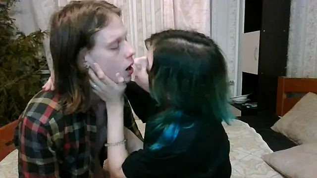 Snapshot of Crystal_Love_Porn chatting on 01.19.25 Crystal Love Porn online show from 01.19.25