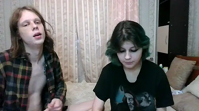 Snapshot of Crystal_Love_Porn chatting on 01.31.25 Crystal Love Porn online show from 01.31.25