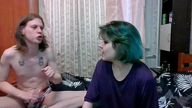 Snapshot of Crystal_Love_Porn chatting on 02.08.25 Crystal Love Porn online show from 02.08.25