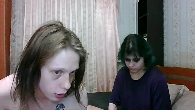 Snapshot of Crystal_Love_Porn chatting on 03.01.25 Crystal Love Porn online show from 03.01.25