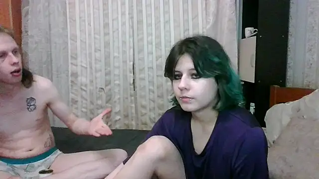 Snapshot of Crystal_Love_Porn chatting on 03.20.25 Crystal Love Porn online show from 03.20.25