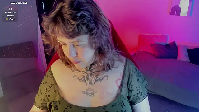 Sabrina scarlett online show from 10.21.25